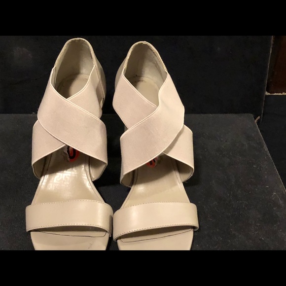 New Rockport Sandals - Picture 4 of 4